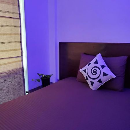 Hotel Royal Restaurant Warakapola Zewnętrze zdjęcie